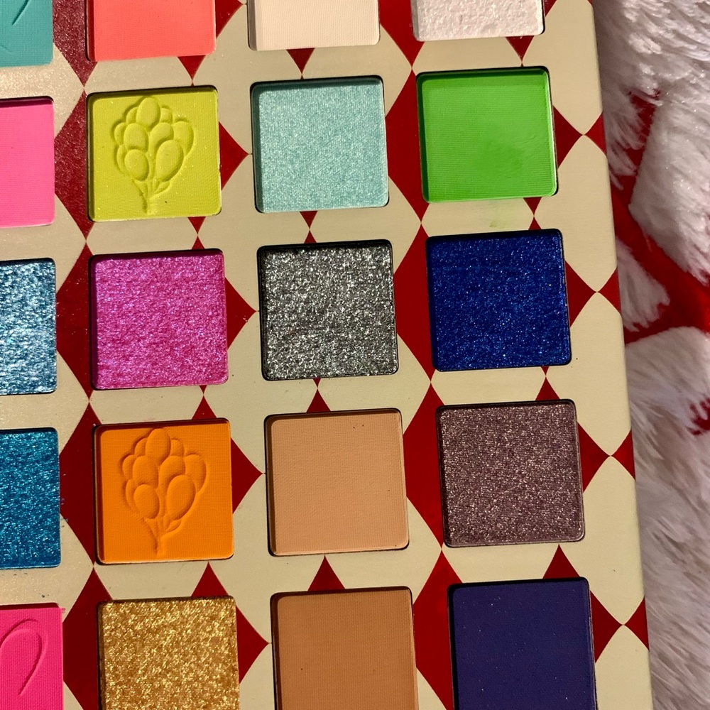 NWT Beauty Creations Remi Circus Clown Palette - Picture 4 of 15